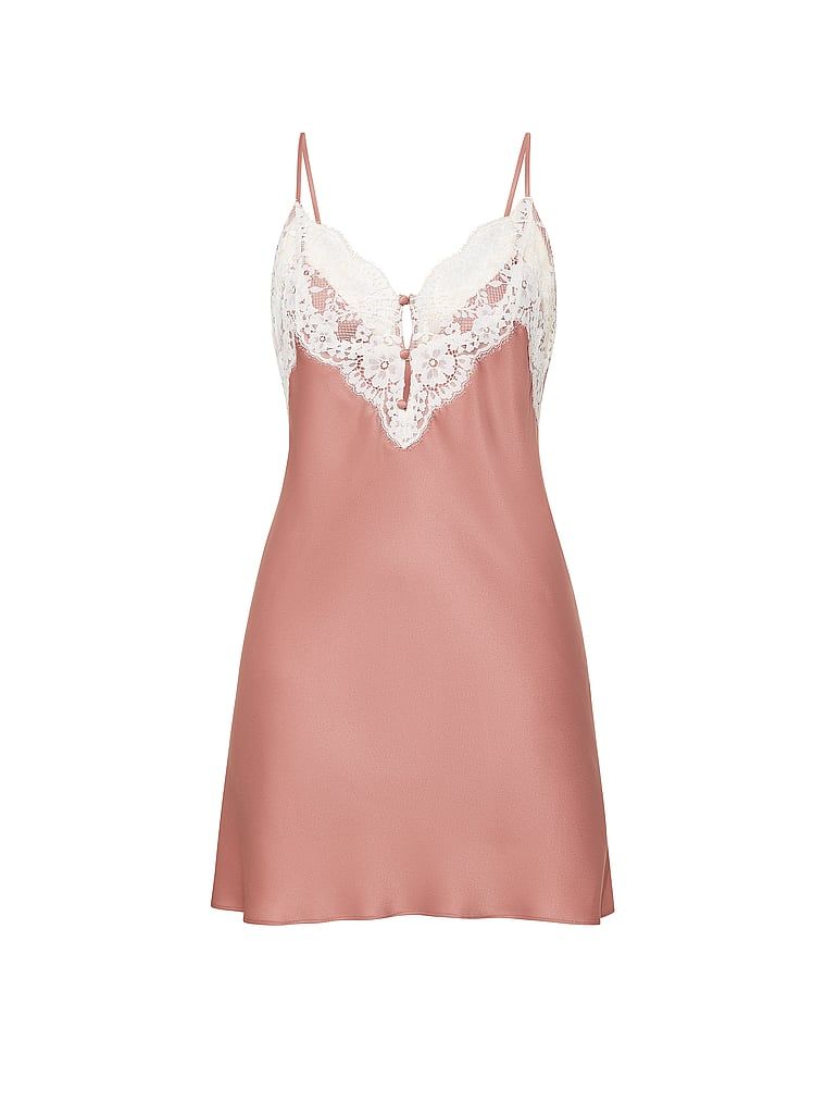 Cămașă de noapte din satin cu dantelă. Produsul este roz și provine din colecția Dream Angels.