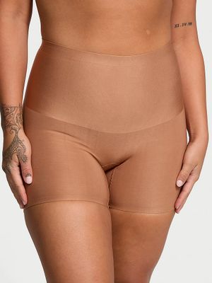 Body by Victoria Șort Smoothing Shimmer