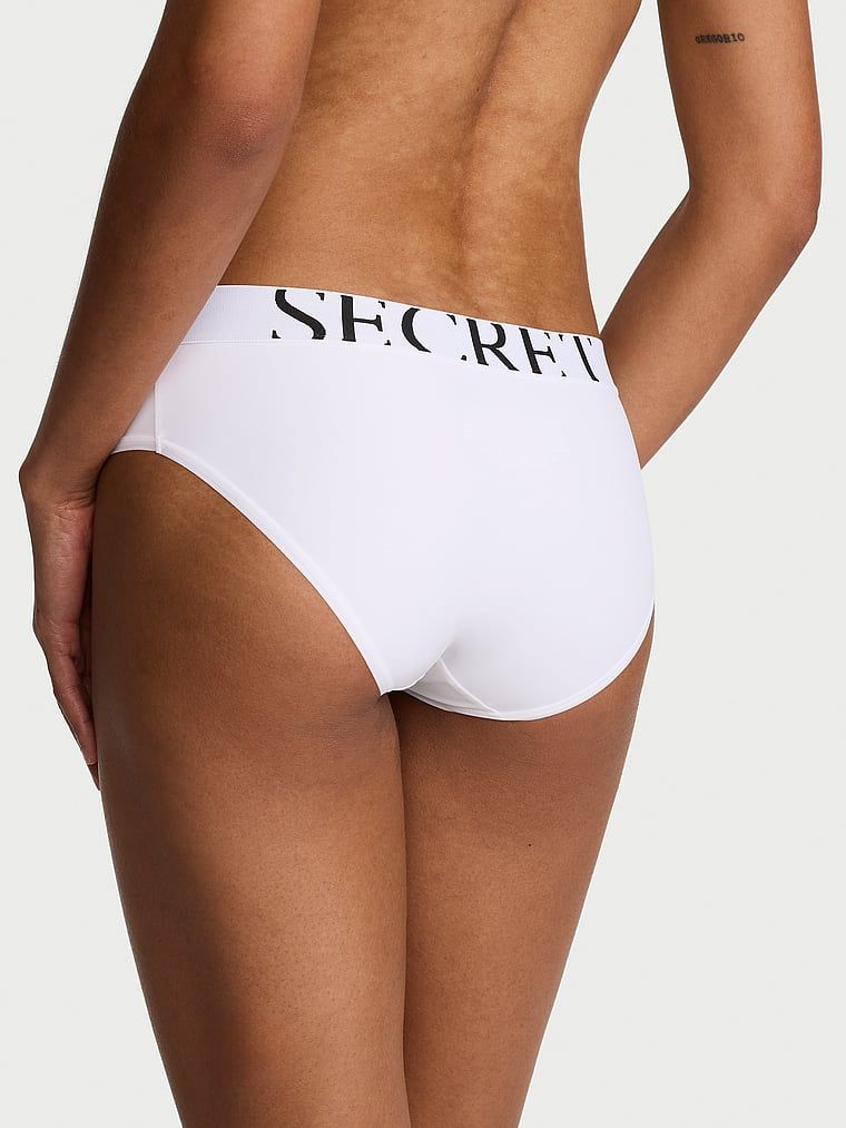 Chiloți cu logo-ul Cool Hiphugger. Produsul este de culoare albă și provine din colecția Bumbac.