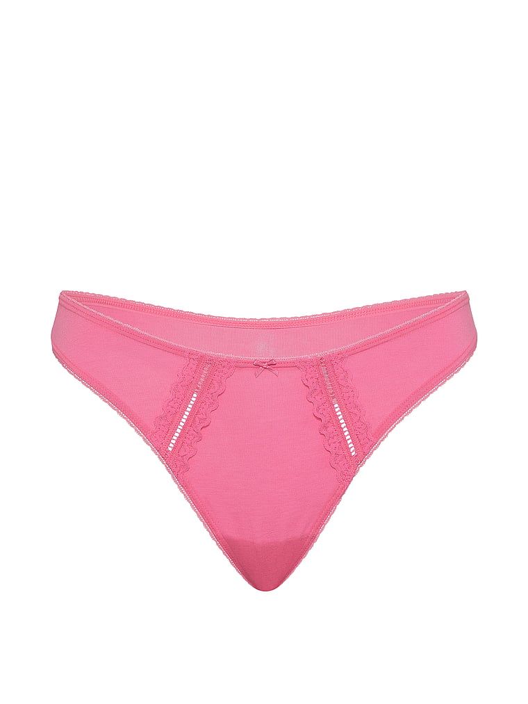 Tanga de bumbac cu inserții Lace-Trim. Produsul este roz și provine din colecția Victoria's Secret.