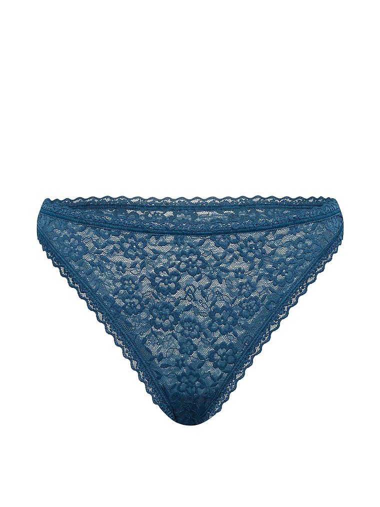 Chiloți din dantelă, dantelă anii '90. Produsul este albastru și provine din colecția Lacie.