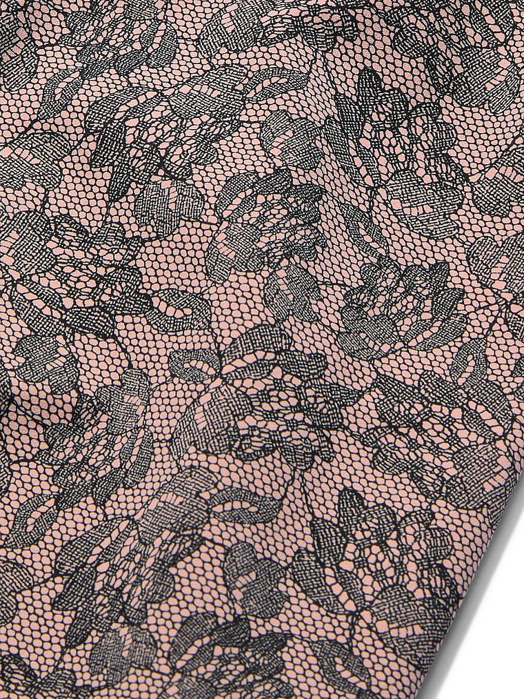 VSX Angel Elevate sutien sport. Produsul este modelat și provine din colecția VSX.