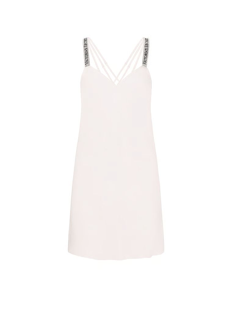 Cămașă de noapte din satin cu bretele lucioase Scattered Shine Strap Slip. Produsul este de culoare albă și provine din colecția Very Sexy.