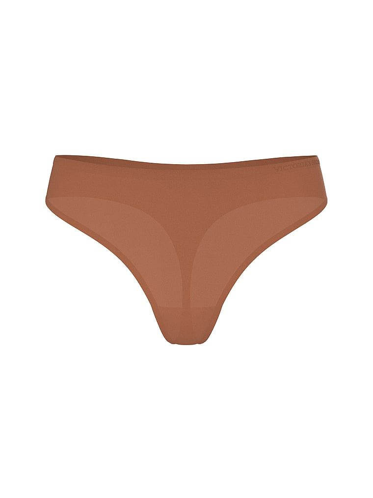 Tanga din microfibră Flex. Produsul este de culoare maro și provine din colecția Body by Victoria.