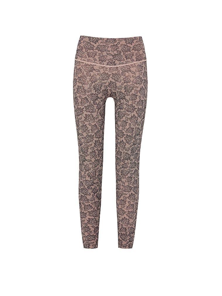 VS Colanții Elevate cu compresie redusă. Produsul este modelat și provine din colecția VSX.