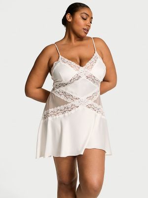 Dream Angels Rochie slip cu volan Dare to Dream din dantelă și satin