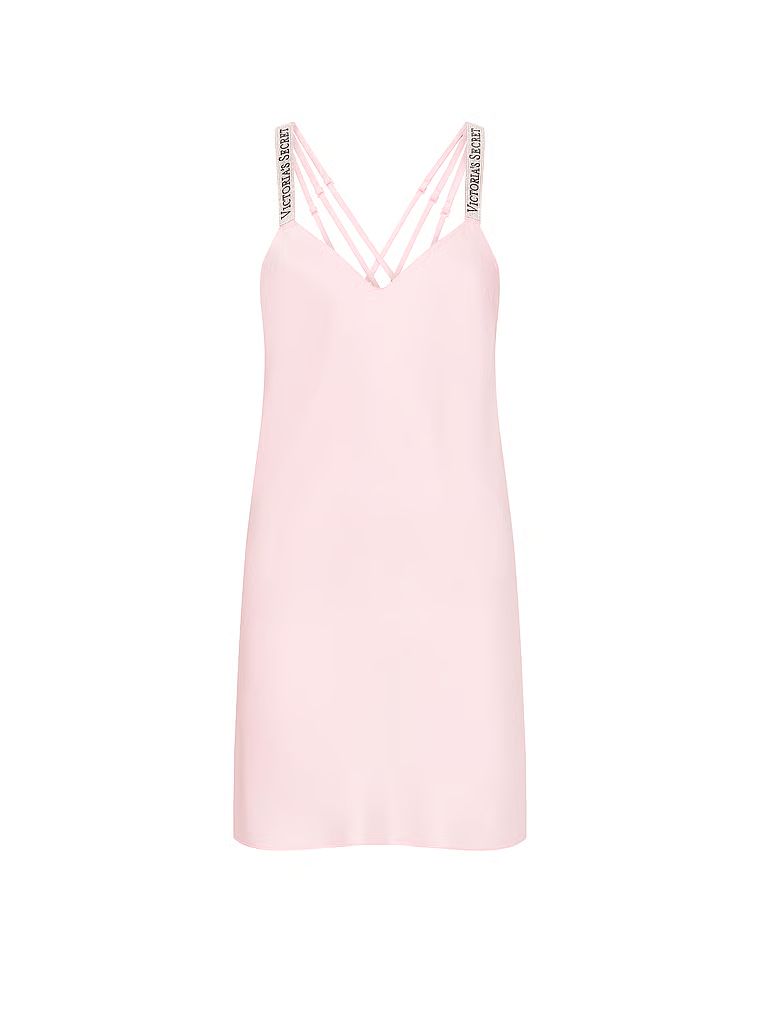 Cămașă de noapte din satin cu bretele lucioase Scattered Shine Strap Slip. Produsul este roz și provine din colecția Very Sexy.