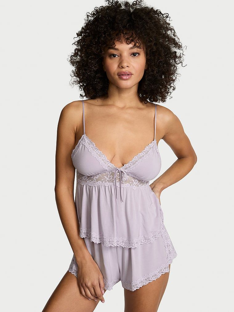 Set de dormit modal - top cu bretele și pantaloni scurți SoSoft. Produsul este de culoare mov și provine din colecția Victoria's Secret.