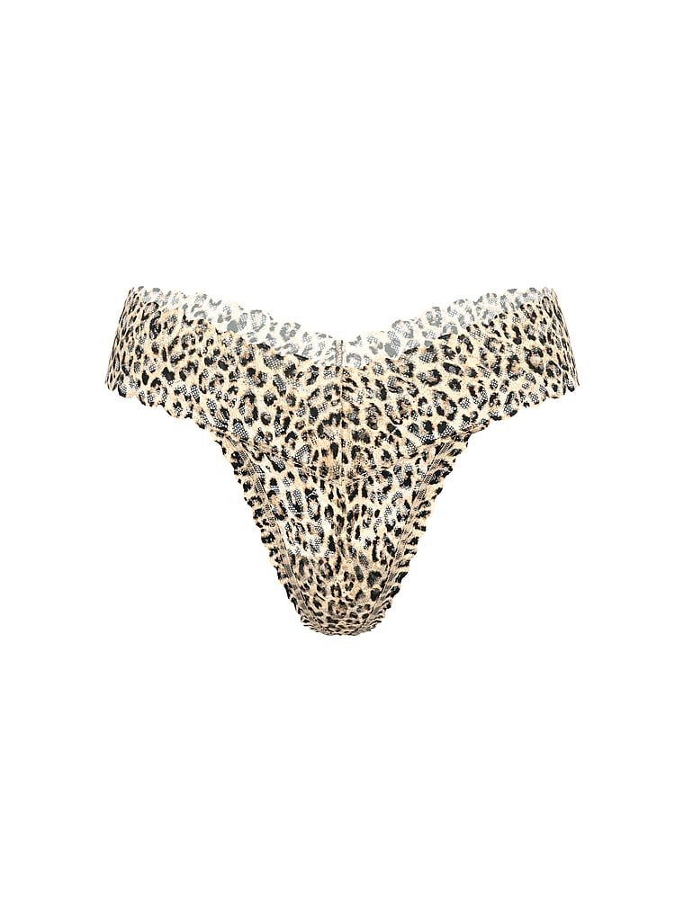 Tanga din dantelă cu flori. Produsul are un model cu motiv animal și provine din colecția Lacie.