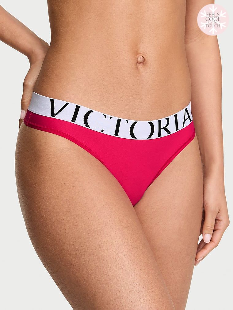 Tanga cu logo-ul Cool. Produsul este roz și provine din colecția Victoria's Secret.