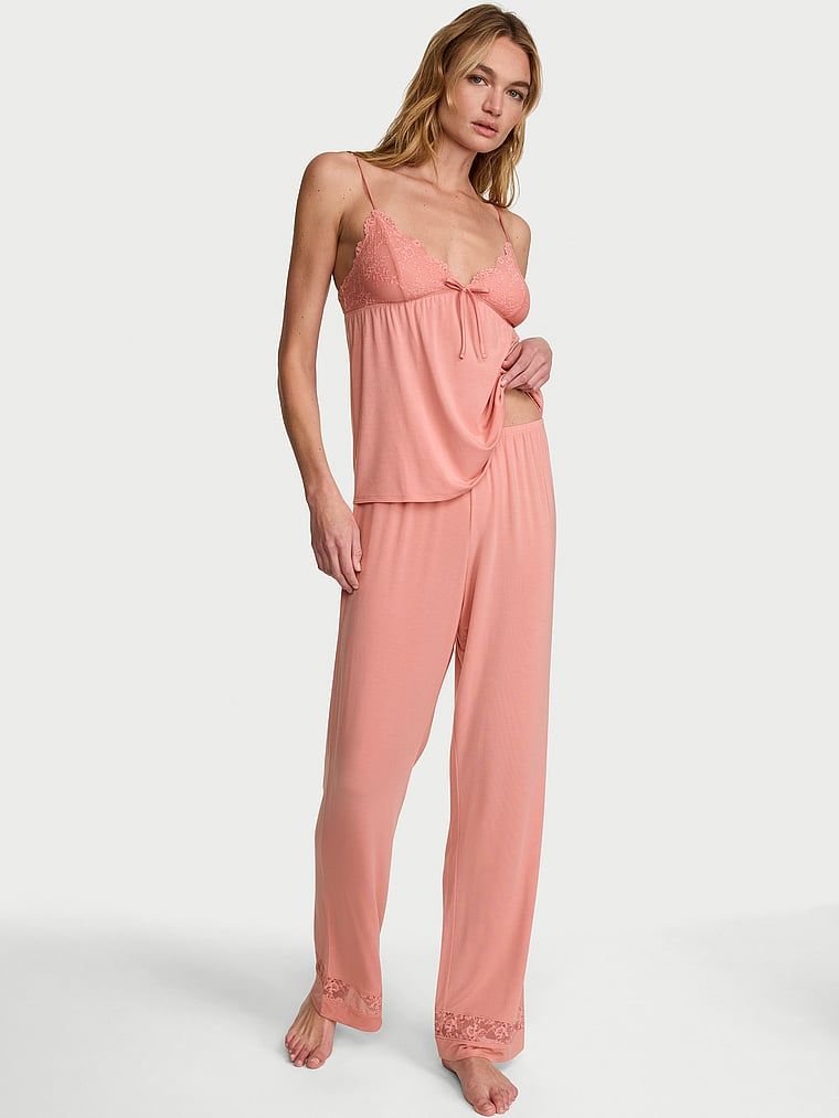 Pijamale modale - o bluză cu bretele și pantaloni lungi SoSoft. Produsul este roz și provine din colecția Victoria's Secret.