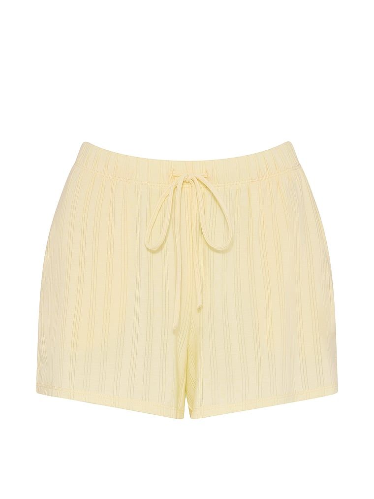 Pantaloni scurți modali SoSoft Ultra-Fine. Produsul este galben și provine din colecția Victoria's Secret.