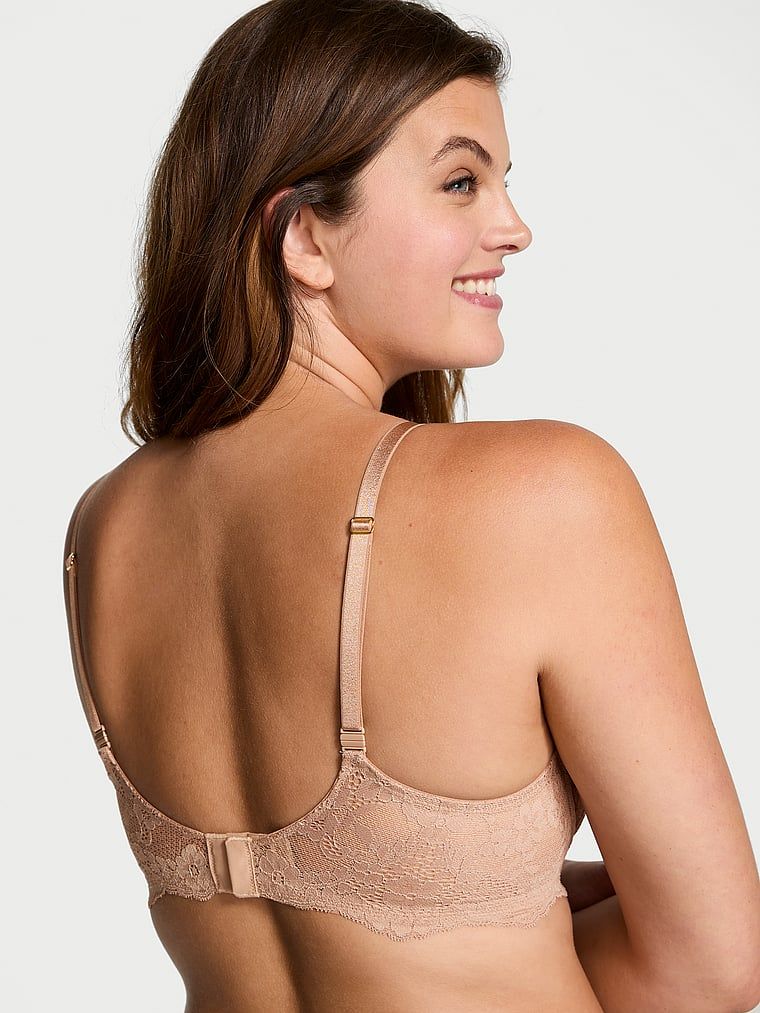 Sutien balconette fără căptușeală Wicked Unlined Lace Balconette. Produsul este bej și provine din colecția Dream Angels.
