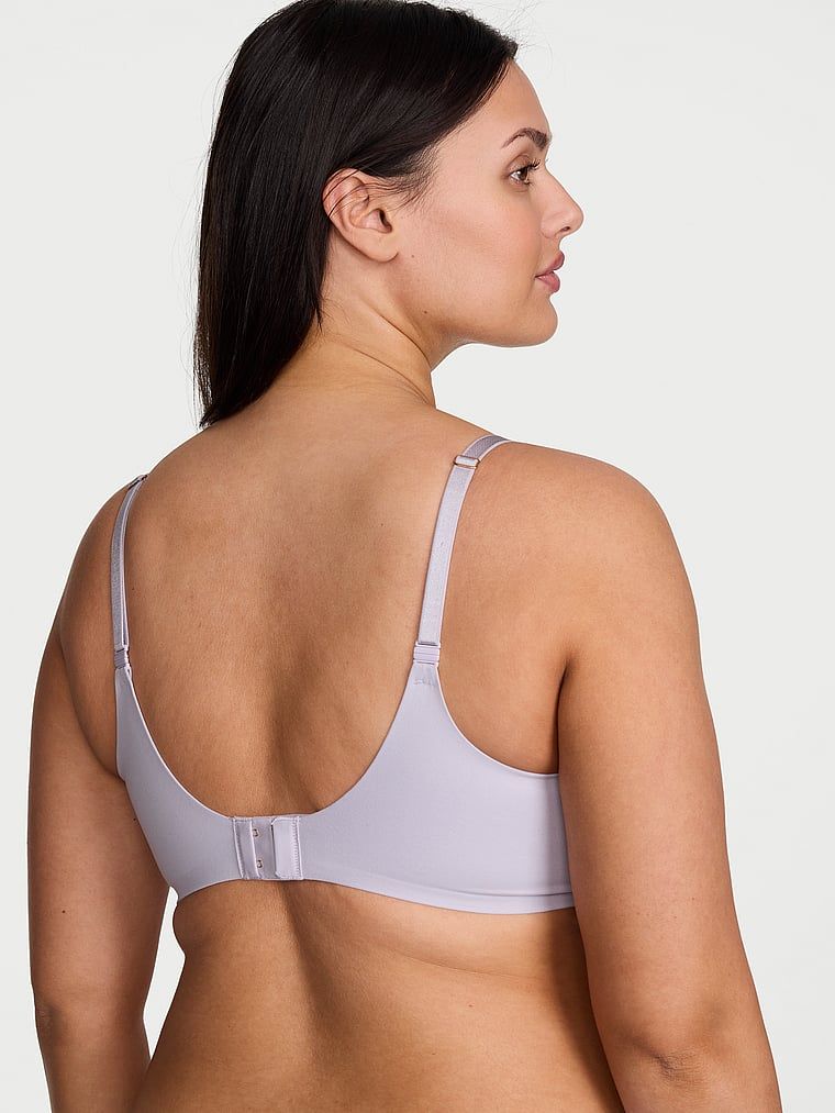 Sutien Smooth Demi ușor căptușit. Produsul este de culoare mov și provine din colecția Love Cloud.