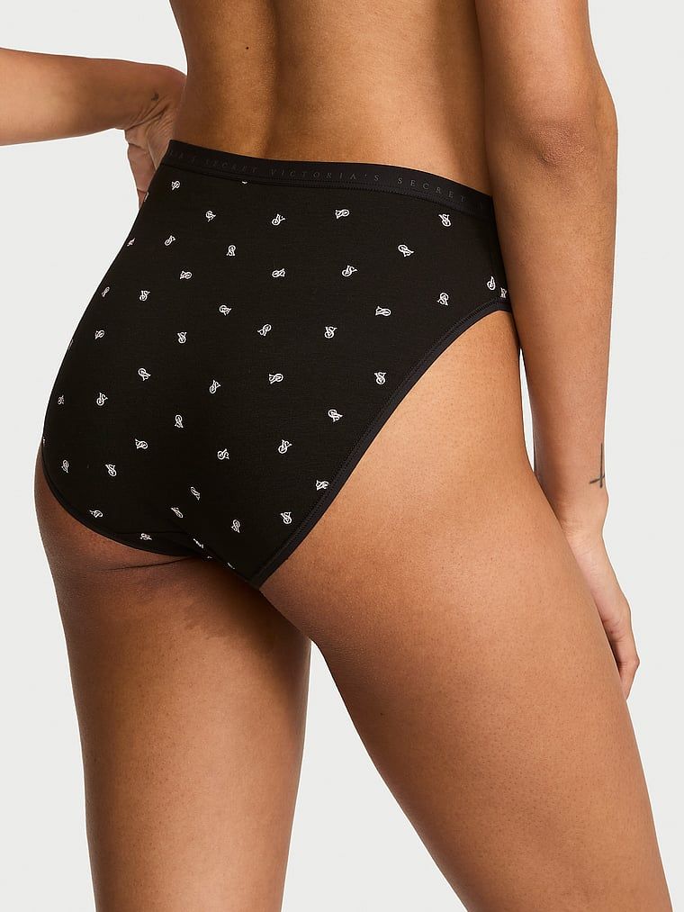 Chiloți din bumbac cu picioare înalte, pantaloni scurti cu picior înalt. Produsul are o culoare cu model și provine din colecția Victoria's Secret.
