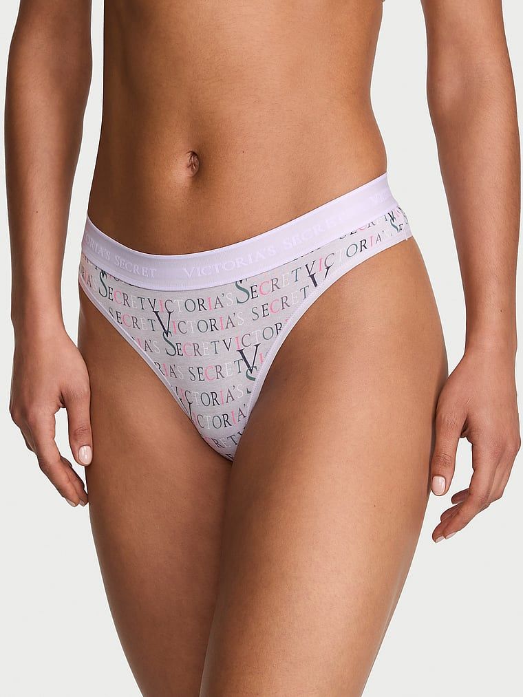 Tanga de bumbac cu logo la talie. Produsul are imprimeu color și provine din colecția Bumbac.