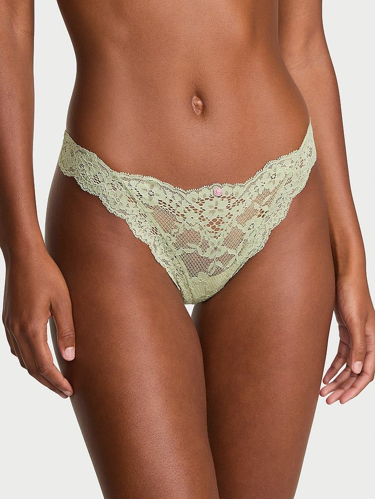 Tanga din dantelă. Produsul este de culoare verde și provine din colecția Dream Angels.