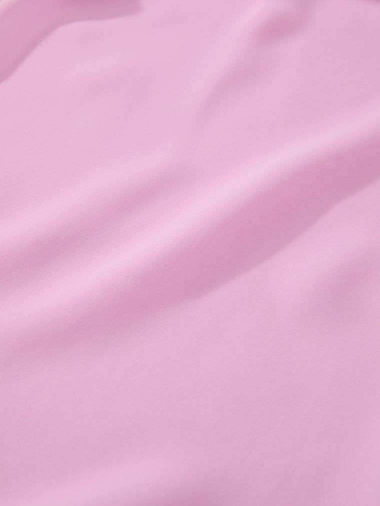 Bluză de chiffon pentru somn. Produsul este roz și provine din colecția Victoria's Secret.