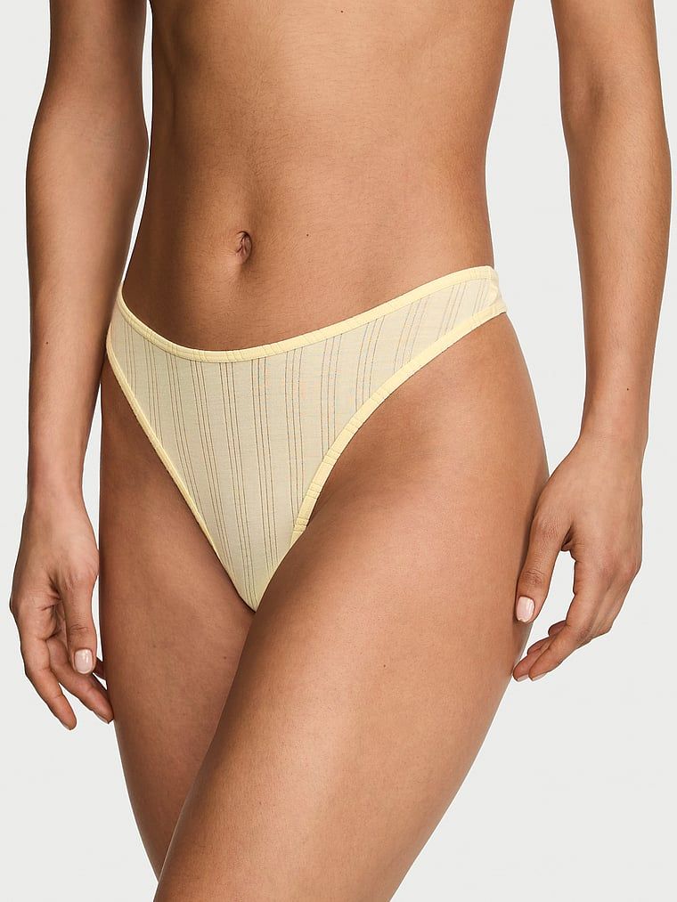 Tanga modal cu picioare Ultra-Fine cu tăietură înaltă. Produsul este galben și provine din colecția Victoria's Secret.