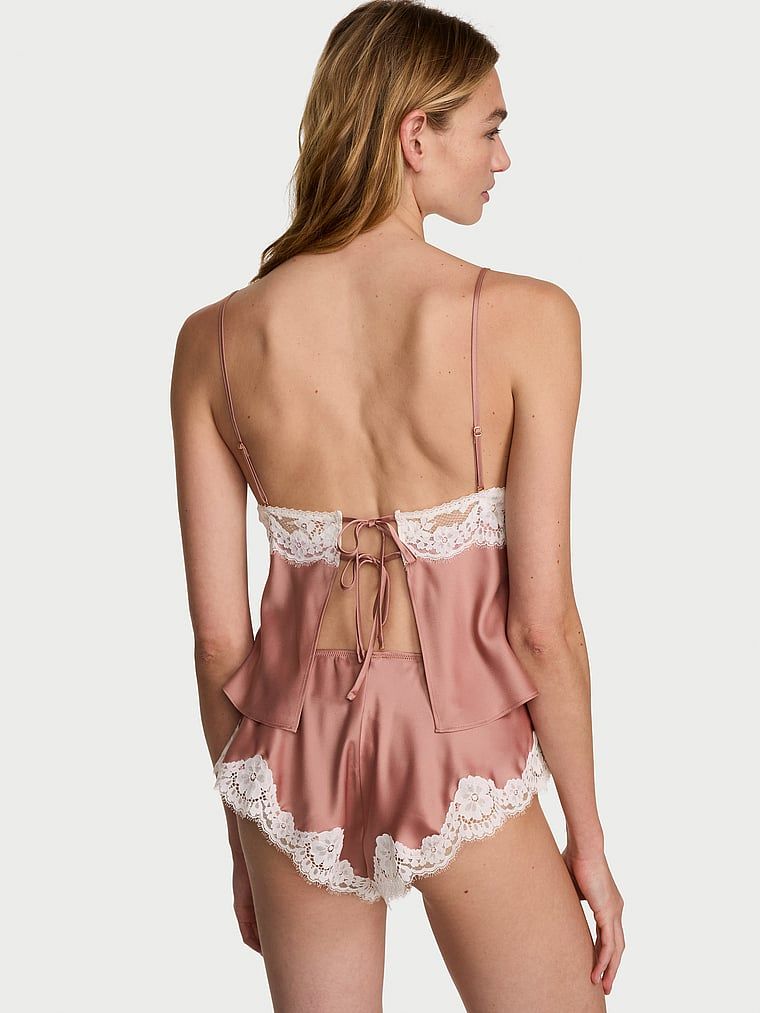 Set de dormit din satin cu dantelă. Produsul este roz și provine din colecția Dream Angels.