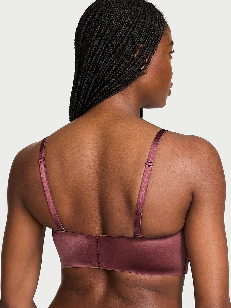 Bandeau fără bretele și sutien push-up cu sârmă. Produsul este roz și provine din colecția Invisible by Victoria's Secret.