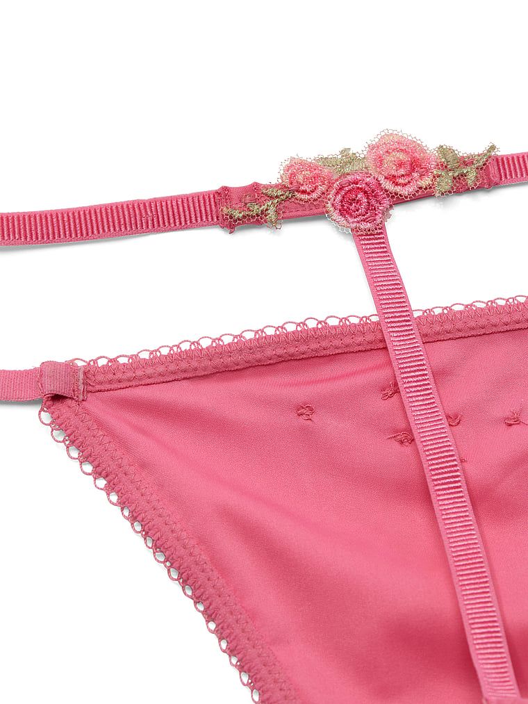 Tanga melodie dulce. Produsul este roz și provine din colecția Dream Angels.