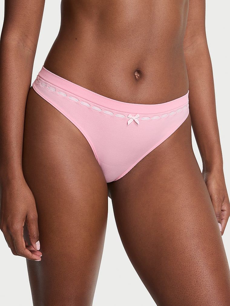 Tanga cu fanta pentru panglică fără cusurătură. Produsul este roz și provine din colecția Seamless (Seamless Collection).