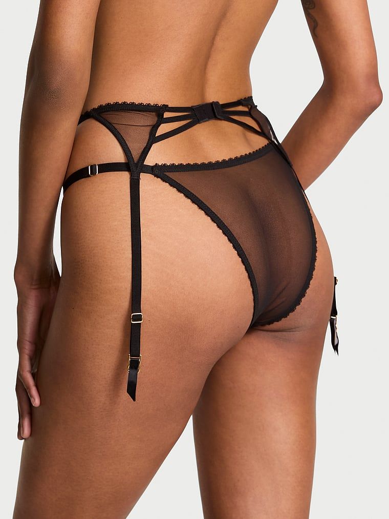 Cherry Pop cu jartivertieră. Produsul este modelat și provine din colecția Very Sexy.