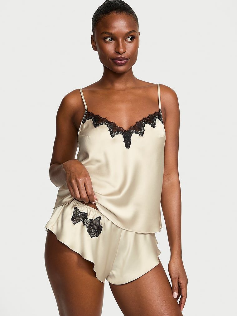 Victorias Secret Set șort evazat și top din satin cu margini din dantelă în formă de trandafir