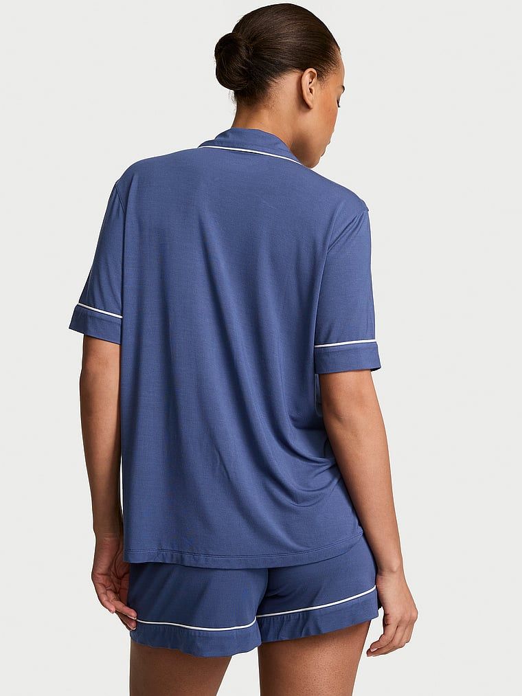 Pijamale modale cu pantaloni scurți SoSoft. Produsul este albastru și provine din colecția Victoria's Secret.