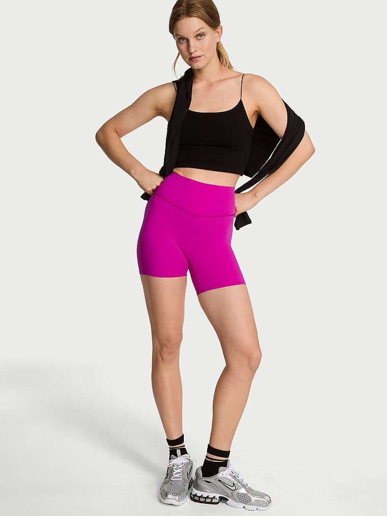 Pantaloni scurți de bicicletă VSX Elevate. Produsul este de culoare violet și provine din colecția VSX.