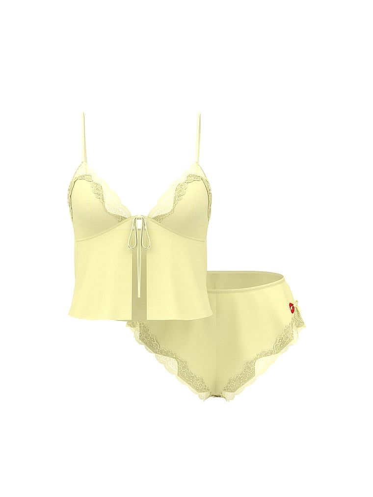 Set de dormit din satin - top și pantaloni scurți Tease. Produsul este galben și provine din colecția Victoria's Secret.