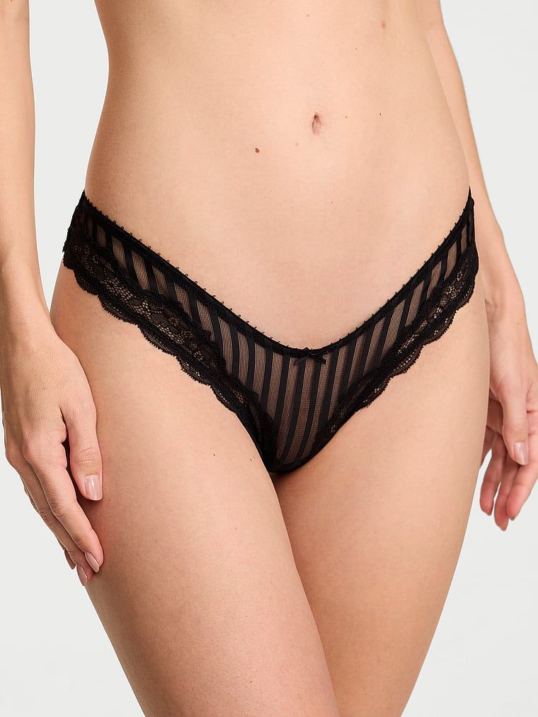 Tanga cu bretele și picioare înalte, Tease Sheer Stripe. Produsul este negru și provine din colecția Victoria's Secret.