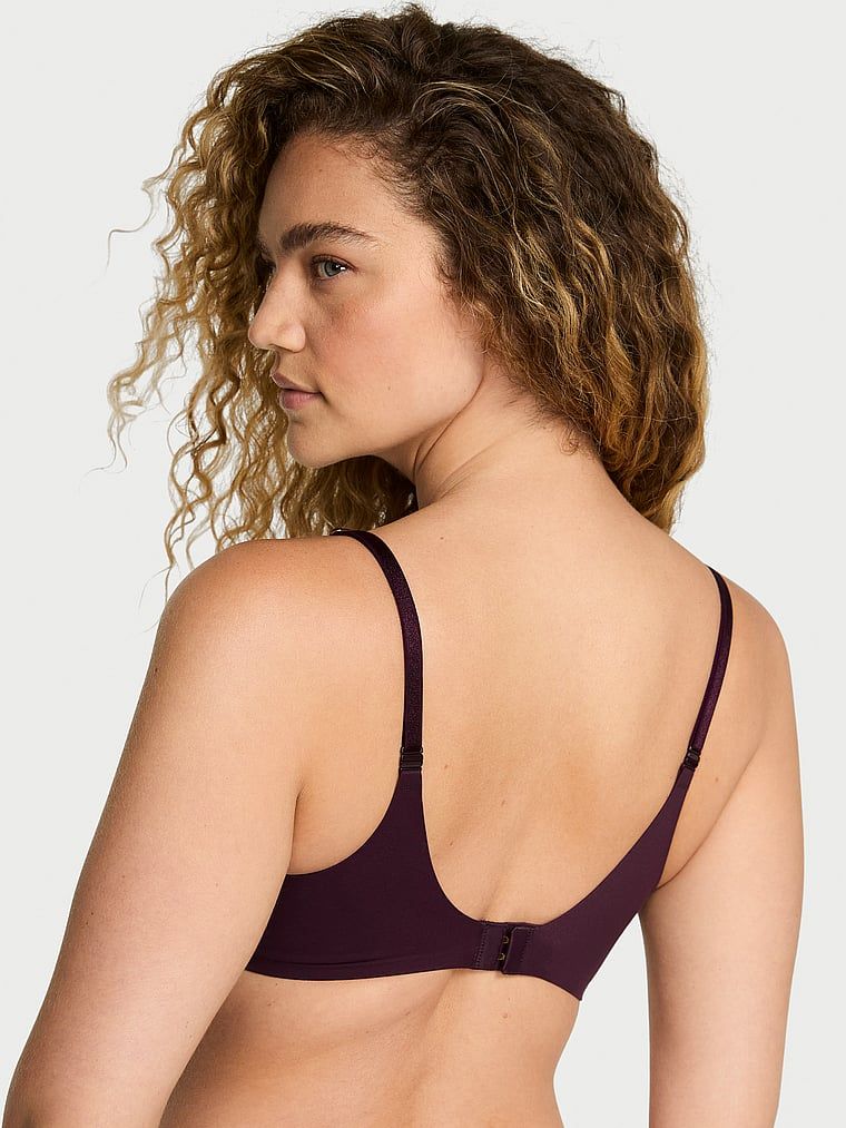 Sutien Smooth Demi ușor căptușit. Produsul este de culoare violet și provine din colecția Love Cloud.