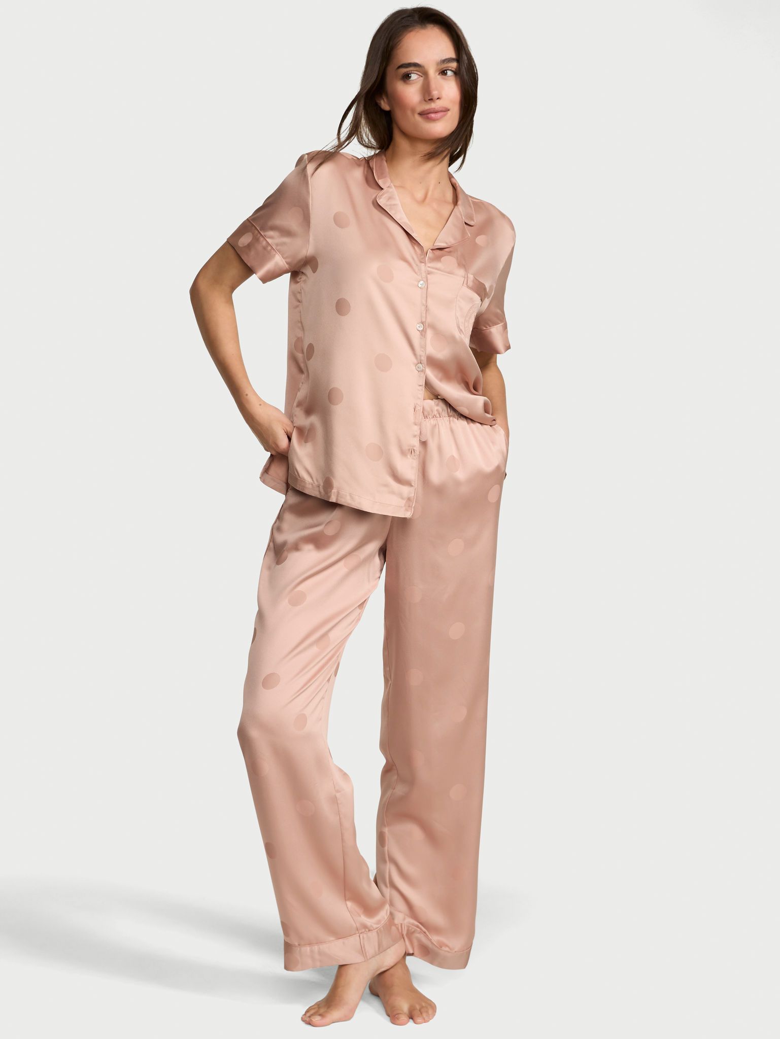 Victorias Secret Set pentru somn din satin cu mâneci scurte