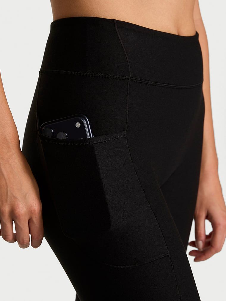 VSX LUXMarl colanți. Produsul este modelat și provine din colecția VSX.