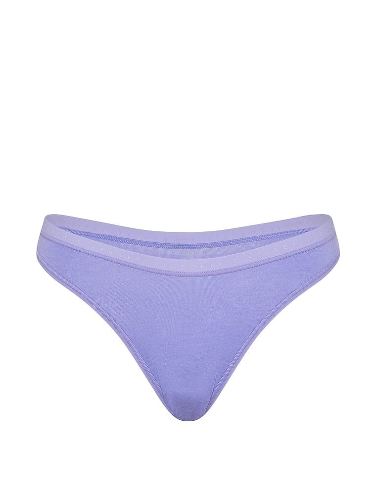 Tanga de bumbac cu picior înalt. Produsul este albastru și provine din colecția Victoria's Secret.
