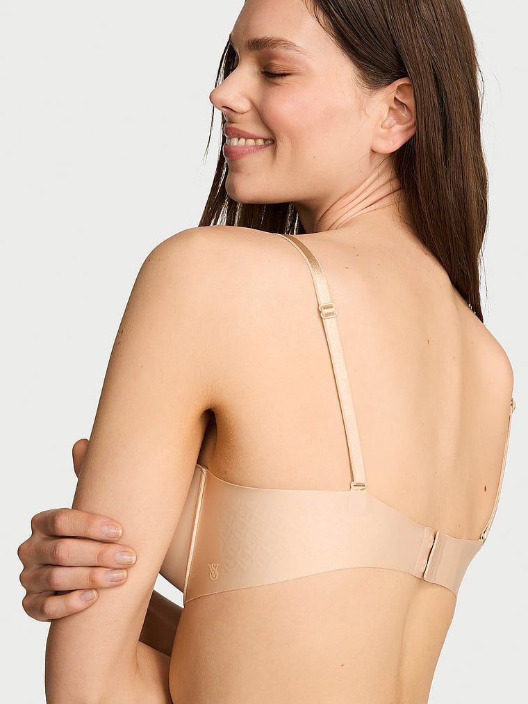 Sutien pushless fără bretele Uplift. Produsul este de culoare bej și provine din colecția Invisible by Victoria's Secret.