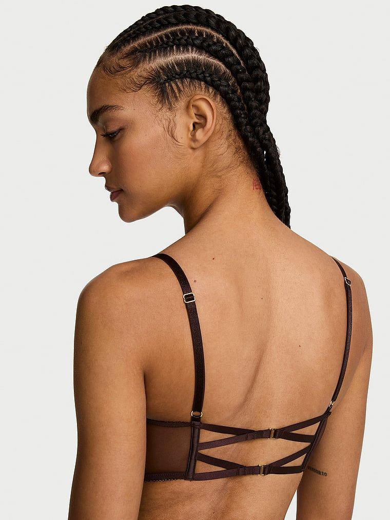 Corset Geo Leo. Produsul este modelat și provine din colecția Very Sexy.