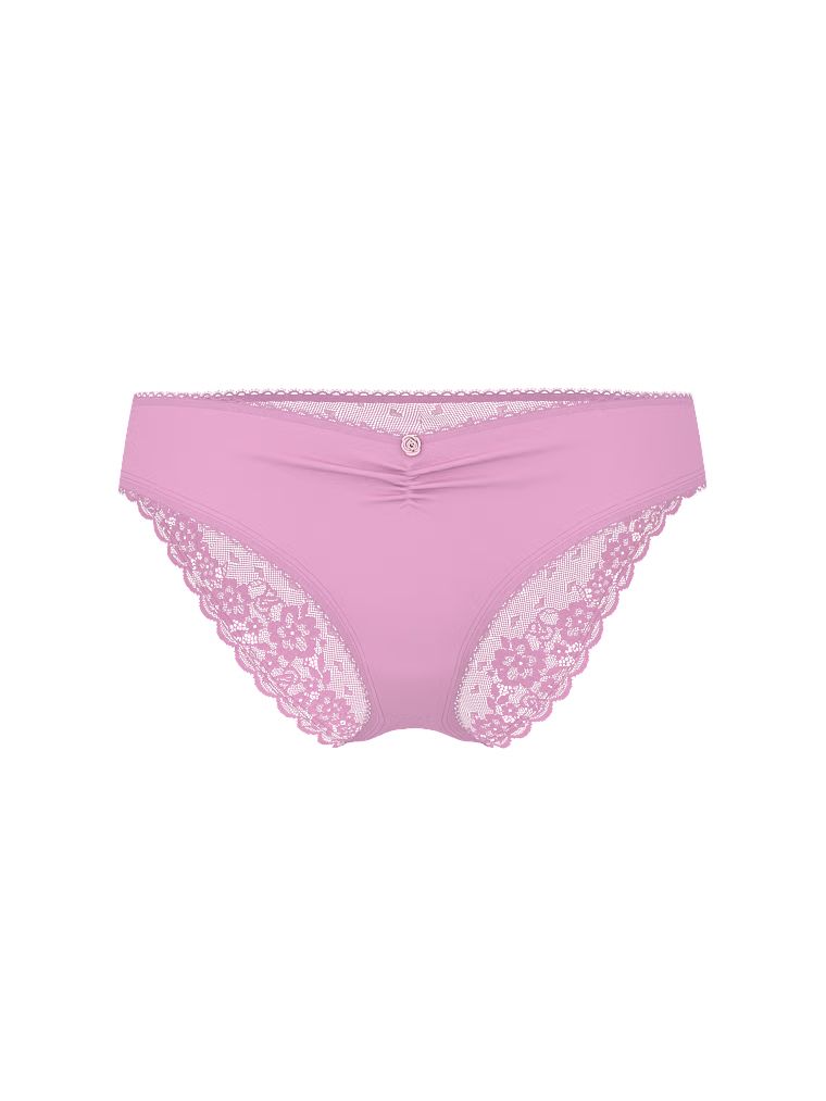 Chiloți din bumbac cu plasă în spate, Heart Lace Hiphugger. Produsul este de culoare mov și provine din colecția Victoria's Secret.