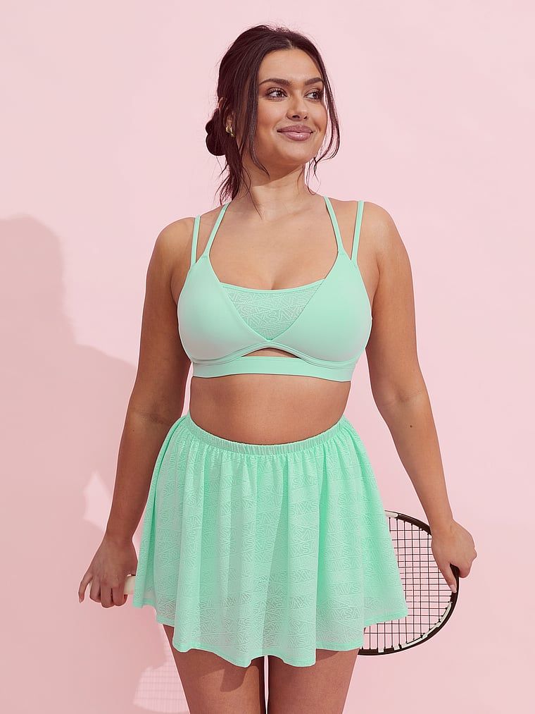 Fustă sport cu pantaloni scurți VSX Elevate Logo Lace. Produsul este de culoare verde și provine din colecția VSX.