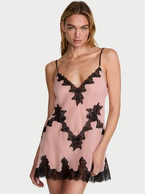 Very Sexy Rochie mini tip Slip din șifon cu trandafiri, cu margini din dantelă