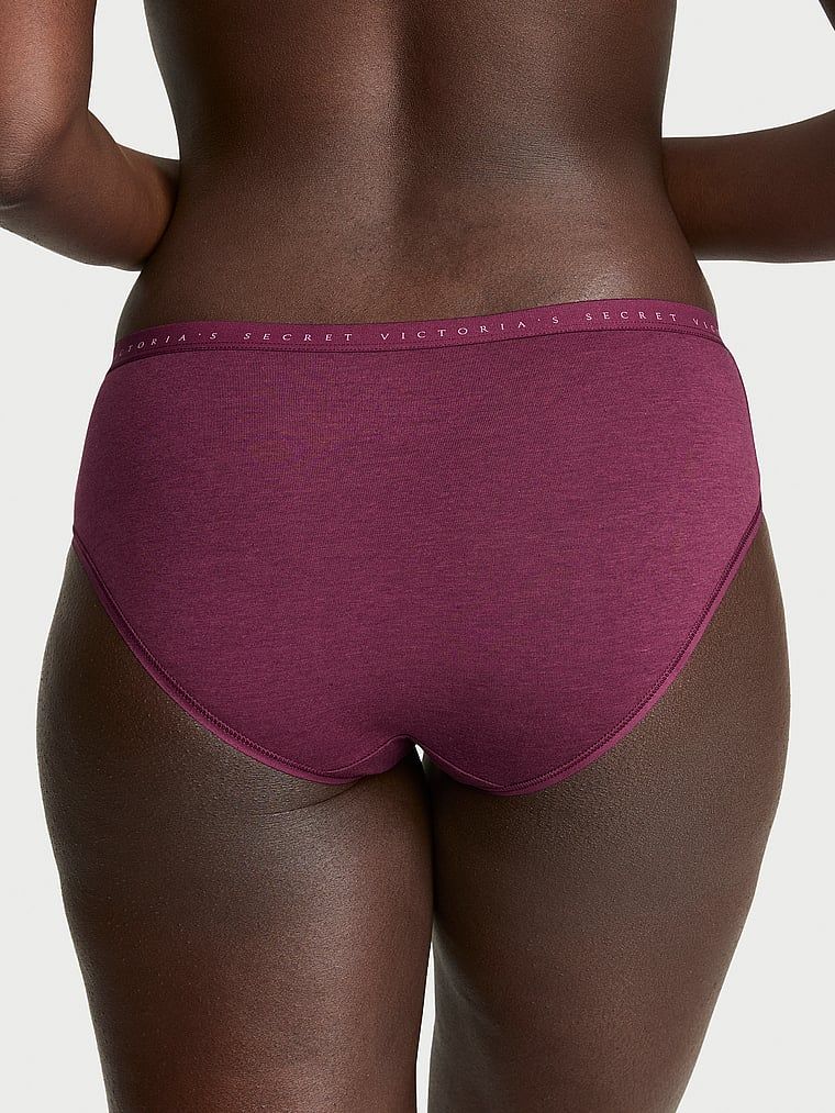 Chiloți din bumbac cu hiphugger. Produsul este roz și provine din colecția Victoria's Secret.