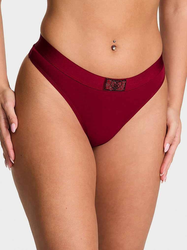 Tanga de bumbac cu logo-ul lucios Heart Shine Patch. Produsul este roșu și provine din colecția Bumbac.