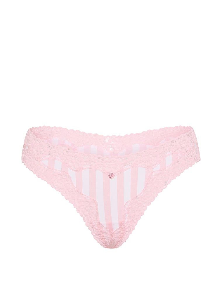 Tanga de bumbac cu dantelă - Margine din dantelă. Produsul este modelat și provine din colecția Lace Trim.