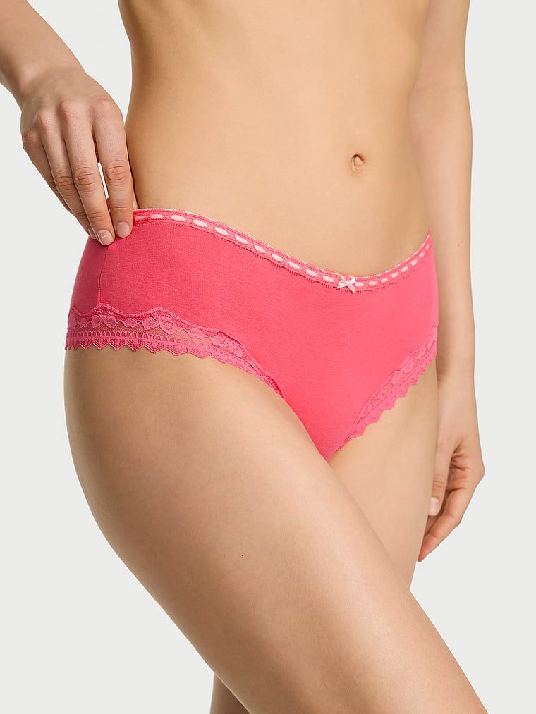 Chiloți din bumbac cu margini de dantelă cu fundă. Produsul este roz și provine din colecția Lace Trim.