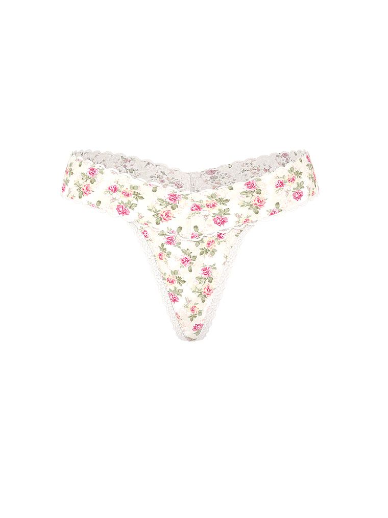 Tanga din dantelă. Produsul are un model floral și provine din colecția Lacie.