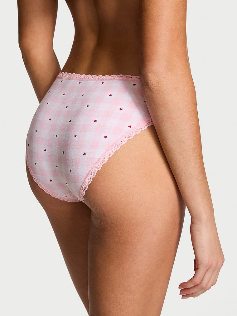 Chiloți din bumbac cu dantelă cu dantelă și baie de baie. Produsul este modelat și provine din colecția Lace Trim.