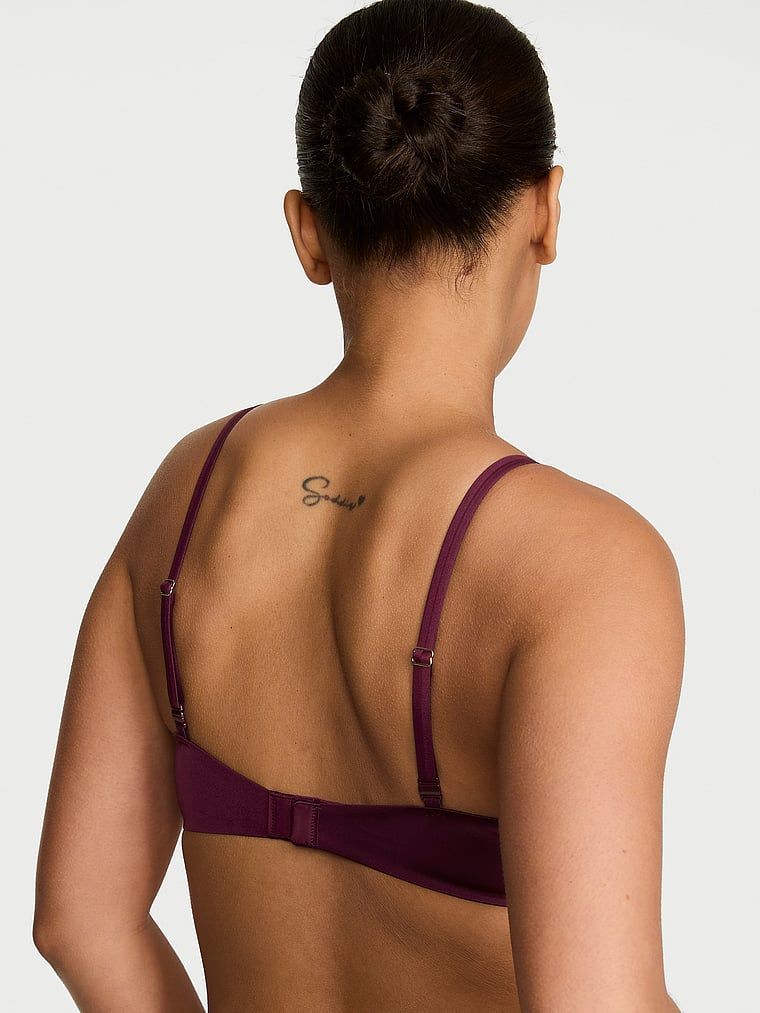 Sutien neted cu push-up. Produsul este roz și provine din colecția Very Sexy.