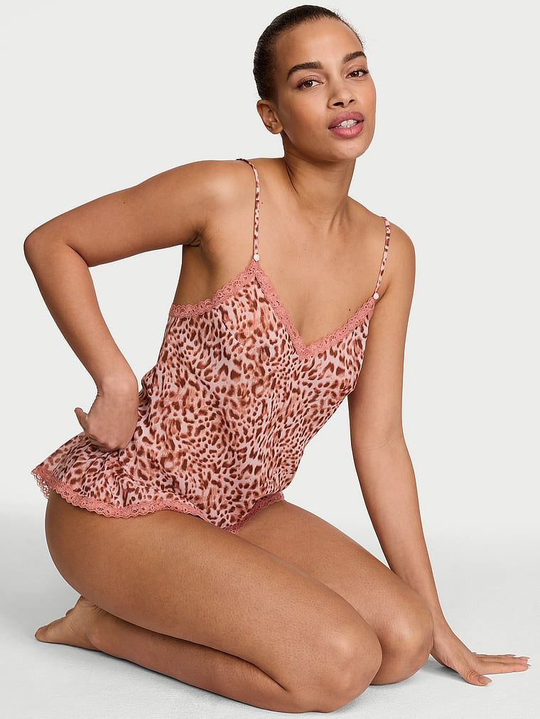 Dream Angels Set pantaloni scurți evazați și top din șifon cu imprimeu animal print, cu margini din dantelă